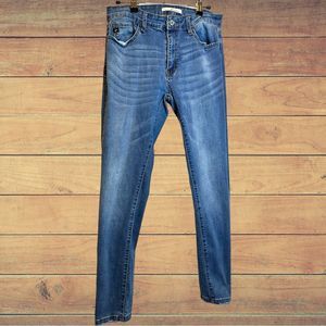 Kancan Stretchy Light Wash Skinny Jeans size 11/29